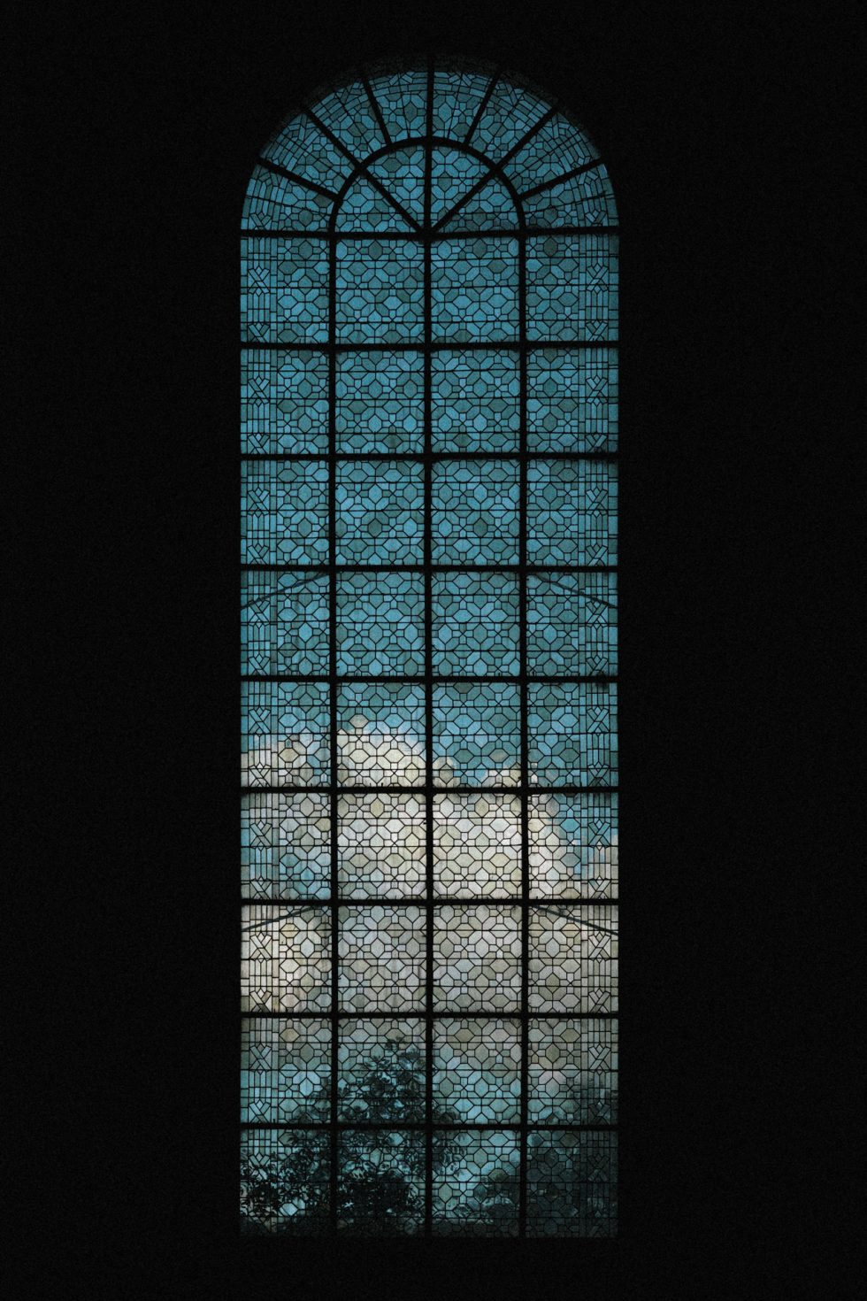 Vitraux dans l'abbatiale de l'Abbaye des Prémontrés